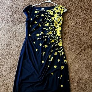 Anne Klein, size 8,knee length, navy w yellow flowers